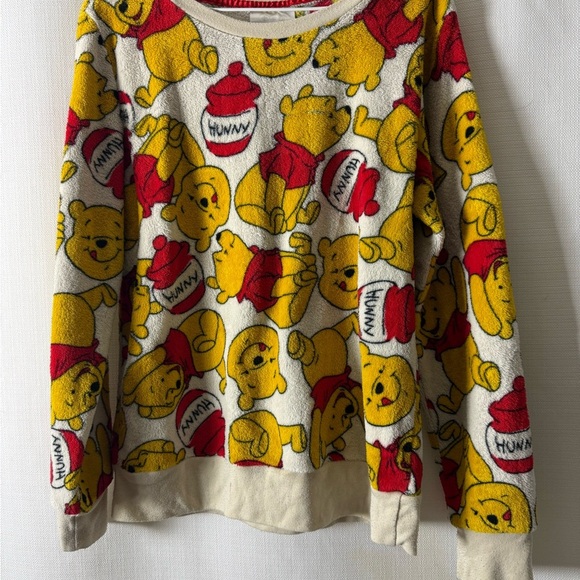 Disney Women's Winnie the Pooh Sweater - Yellow and Red size M - Picture 7 of 7